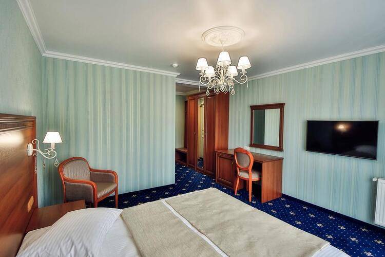 Отель Лермонт (Lermont Hotel)