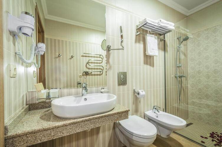 Отель Лермонт (Lermont Hotel)