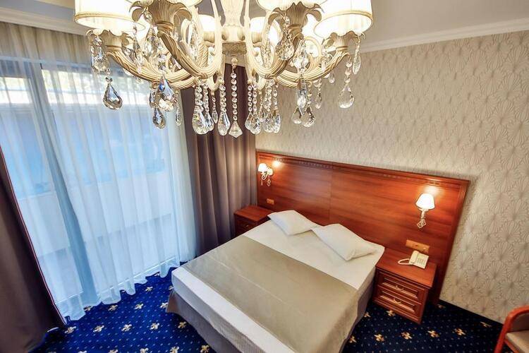 Отель Лермонт (Lermont Hotel)