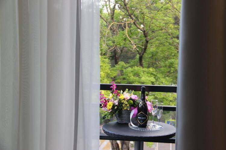 Отель Лермонт (Lermont Hotel)
