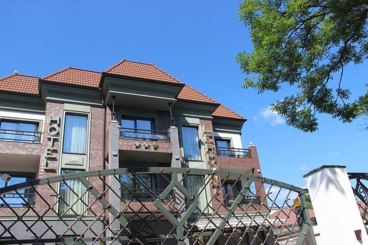 Отель Лермонт (Lermont Hotel)