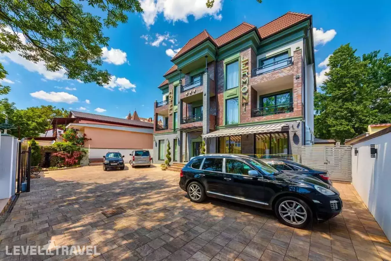 Отель Лермонт (Lermont Hotel)