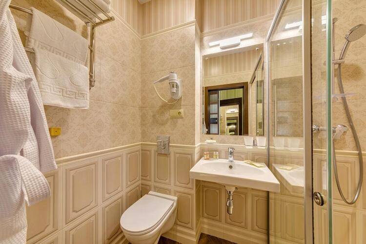 Мари Отель (Mari Hotel)