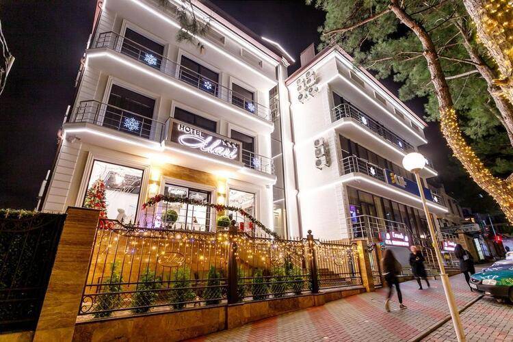 Мари Отель (Mari Hotel)