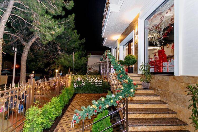 Мари Отель (Mari Hotel)