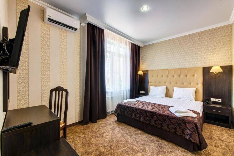 Оскар Отель (Oskar Hotel)