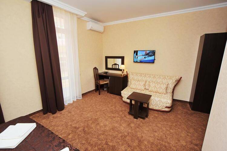 Оскар Отель (Oskar Hotel)