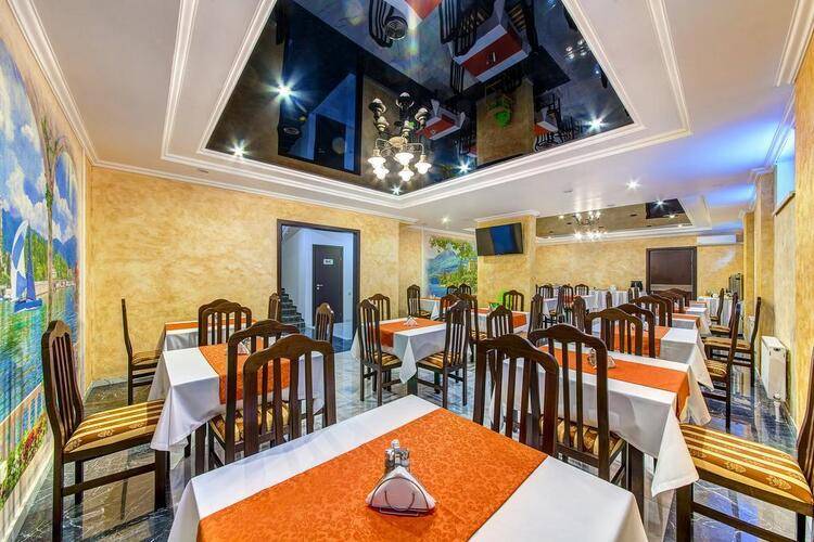 Оскар Отель (Oskar Hotel)