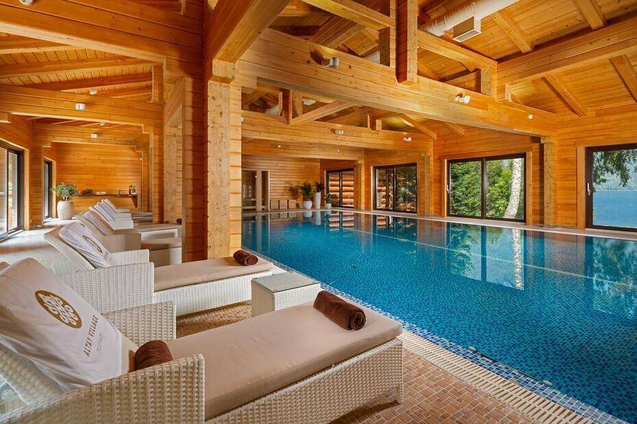 Алтай Вилладж Телецкое (Altay Village Teletskoe) 5* (Артыбаш, Россия), забронировать тур в отель – цены 2024, отзывы, фото номеров, рейтинг отеля.