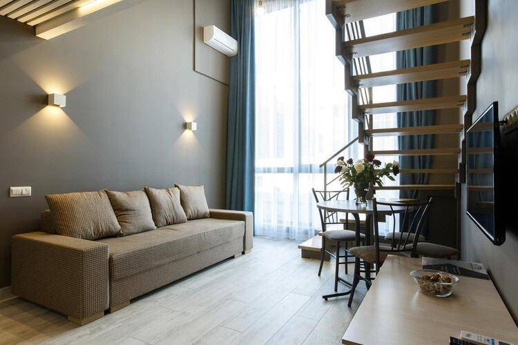 Center Plaza Apart Hotel