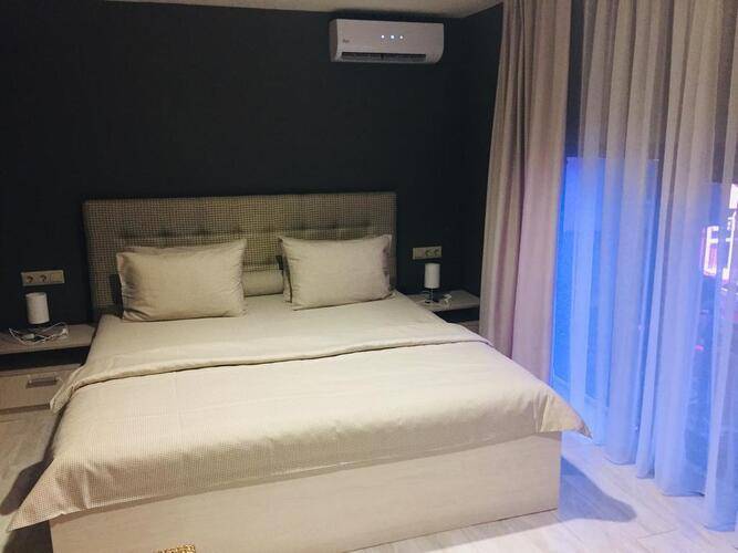 Center Plaza Apart Hotel