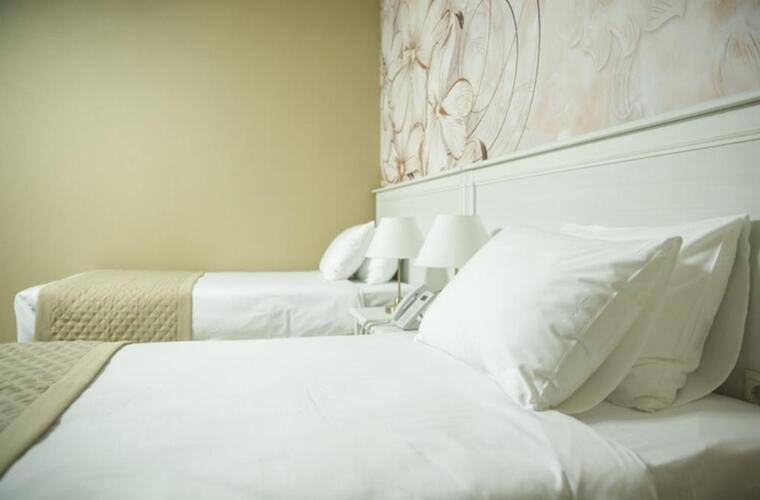 Ю Отель (Yu Hotel)