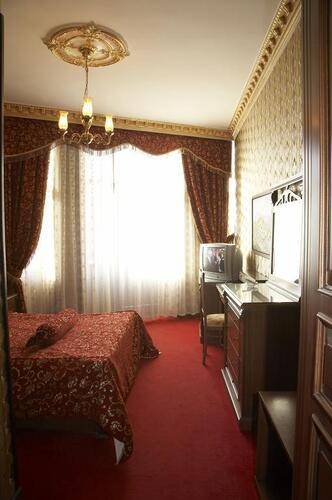 Grand Hotel De Londres