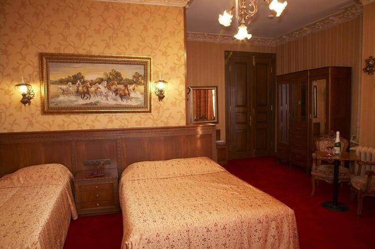 Grand Hotel De Londres