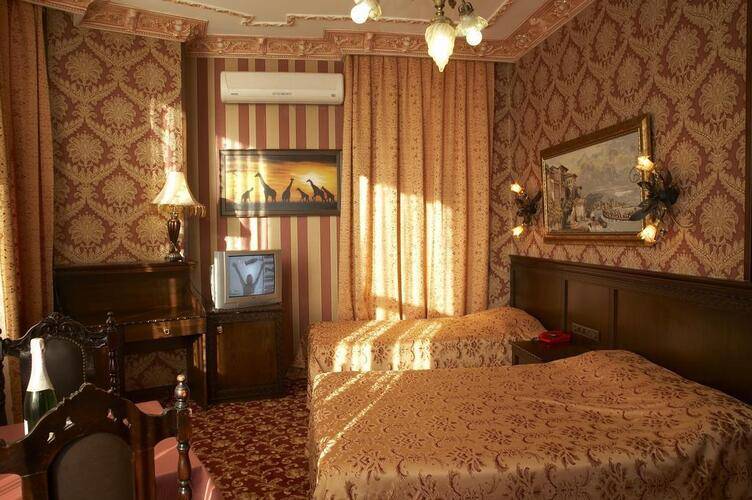 Grand Hotel De Londres