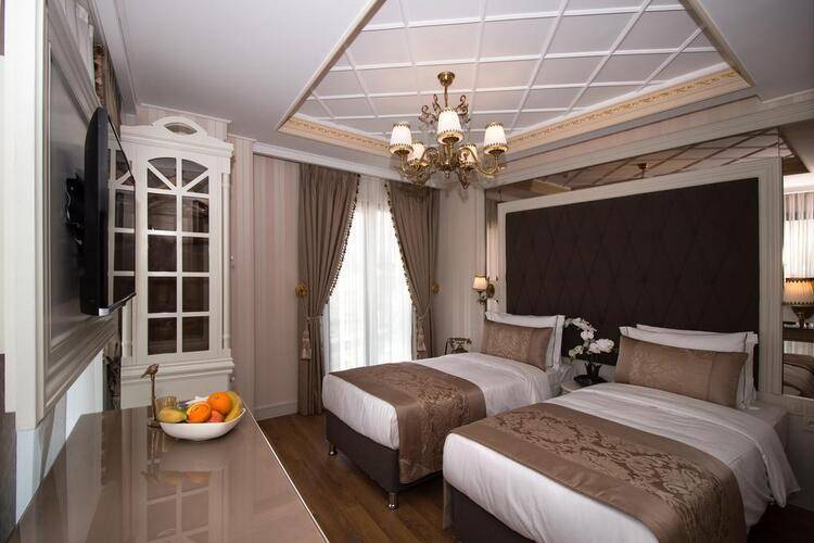 Istanbul Town Hotel