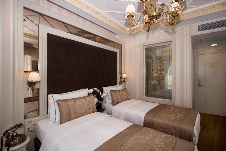 Istanbul Town Hotel