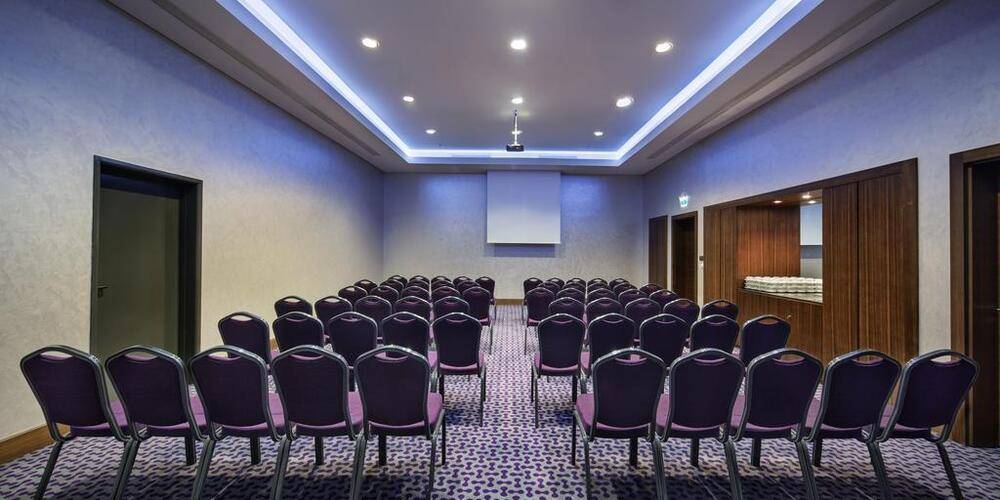 Hampton By Hilton Istanbul Kayasehir