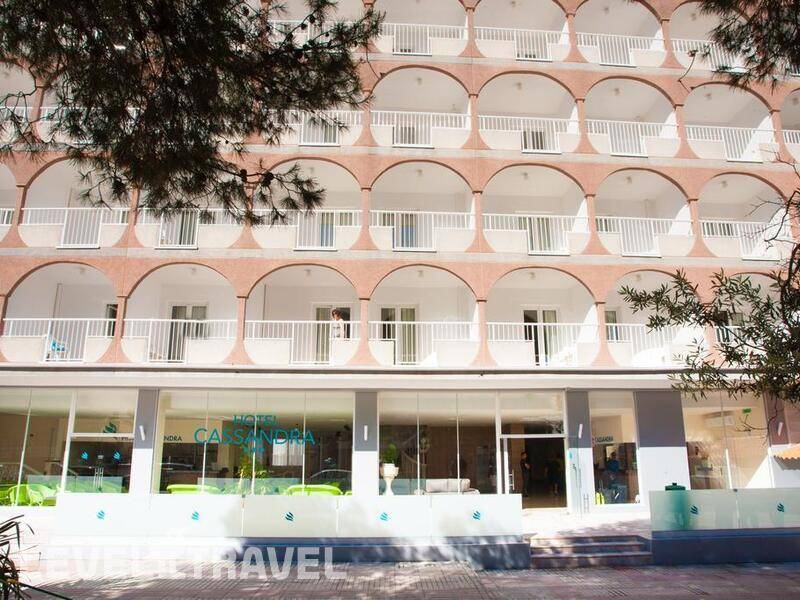 Фотография Cassandra Hotel