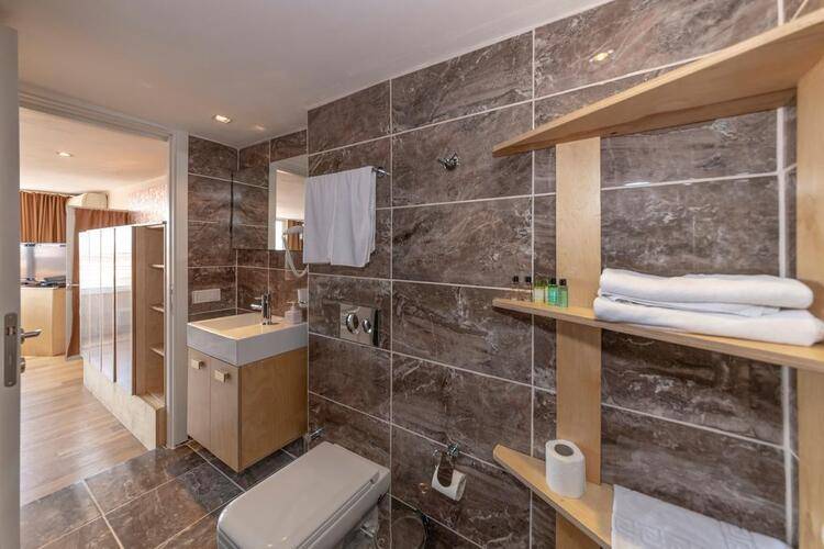 Hotel Next 2