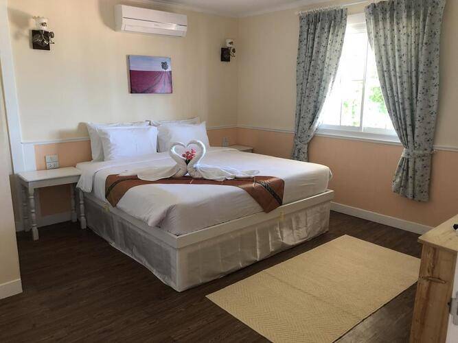 Paradise Beach Resort