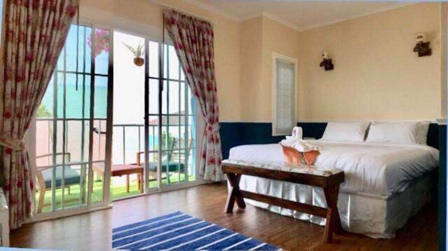 Paradise Beach Resort