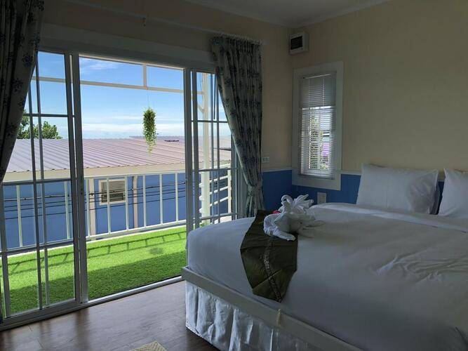 Paradise Beach Resort