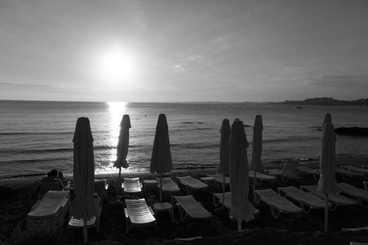 Leda Beach Hotel