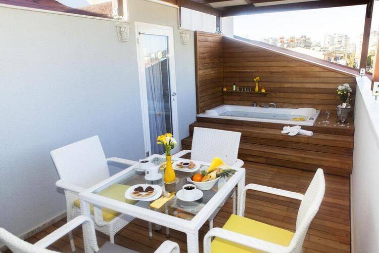 Lets Stay Boutique Hotel