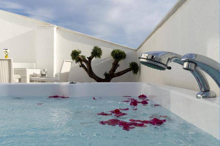 Lets Stay Boutique Hotel
