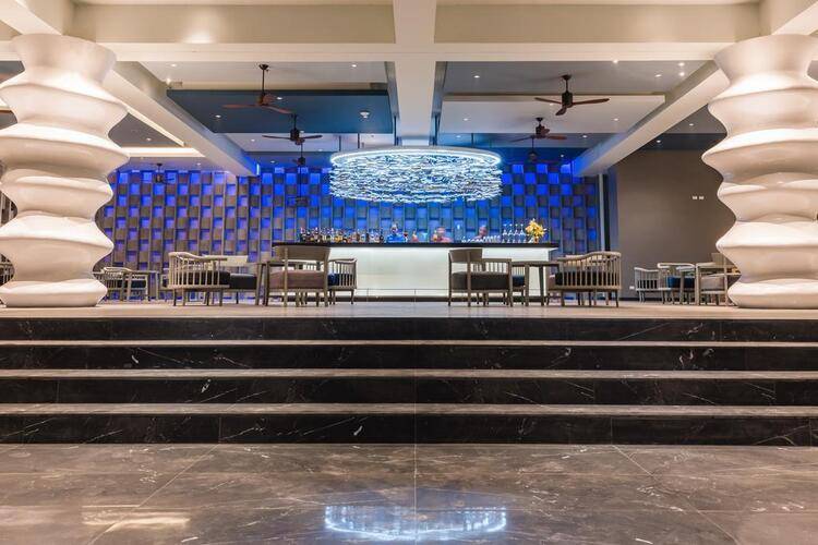 Oceanfront Beach Resort & Spa