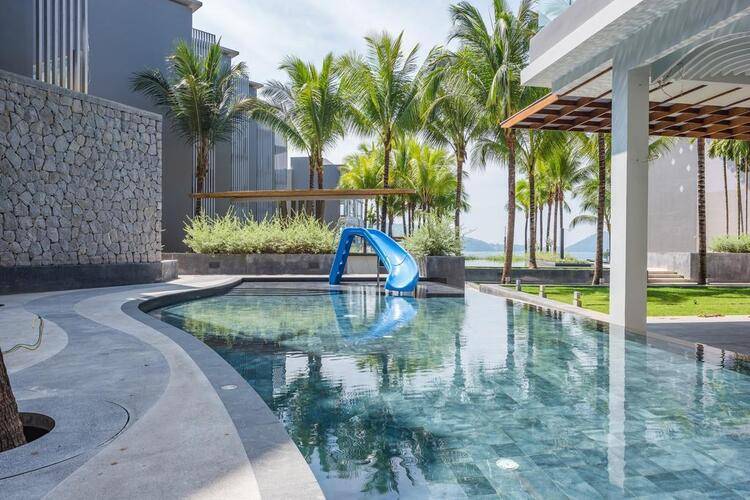 Oceanfront Beach Resort & Spa