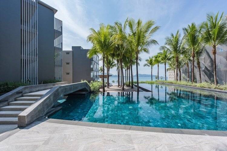 Oceanfront Beach Resort & Spa
