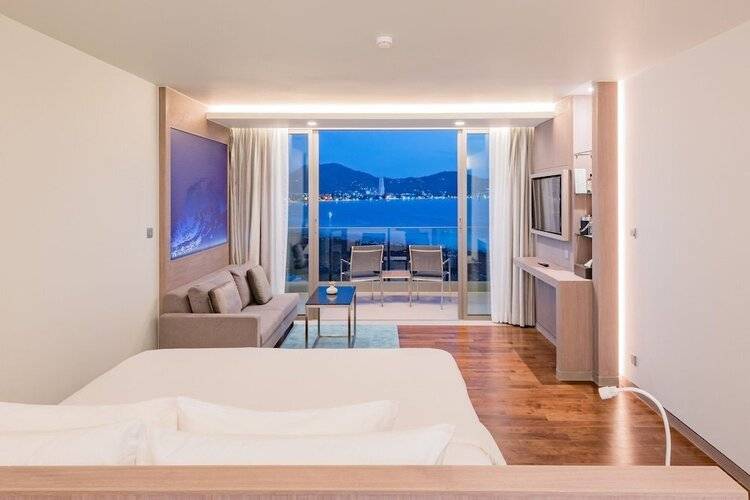 Oceanfront Beach Resort & Spa