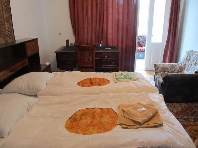 Artush & Raisa B&B