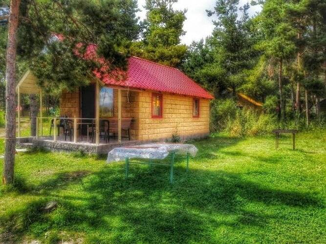 Sevan Lake Cottages