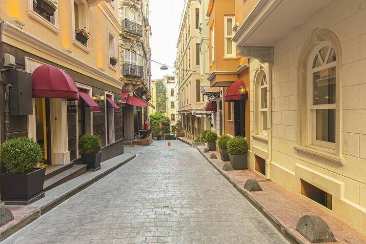 Meroddi Pera Hotel