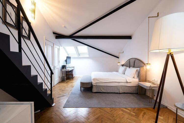 Mr Cas Hotels