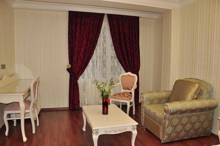 Muyan Suites