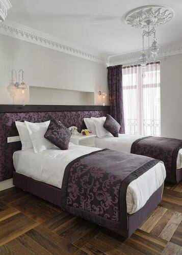 Next House Pera Hotel