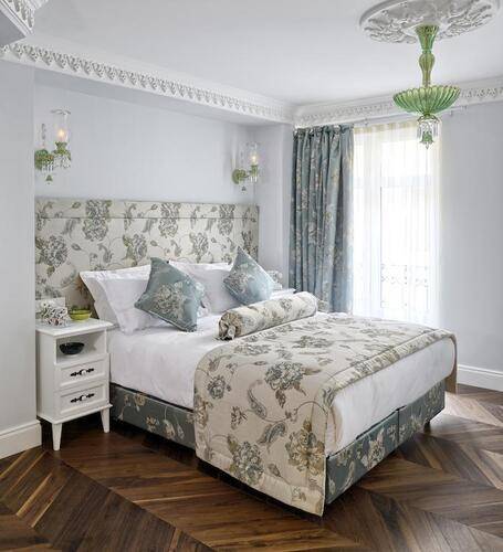 Next House Pera Hotel