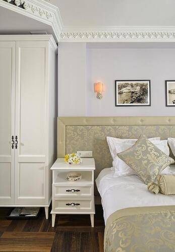 Next House Pera Hotel
