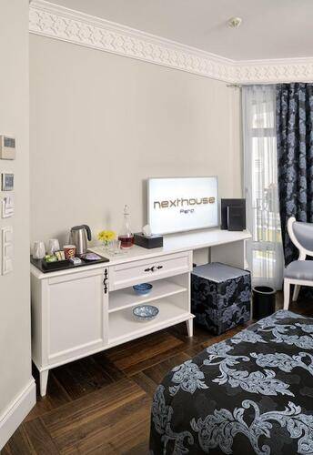 Next House Pera Hotel