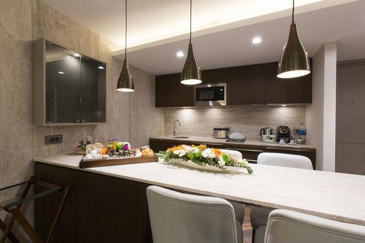 Noble22 Suites