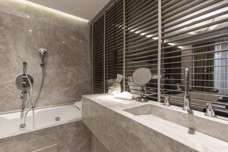 Noble22 Suites