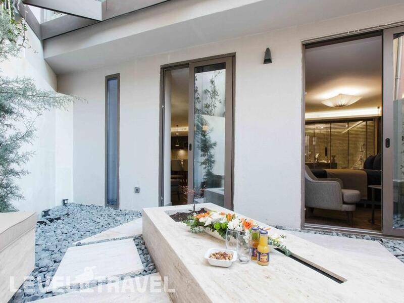 Фотография Noble22 Suites Фотография Noble22 Suites