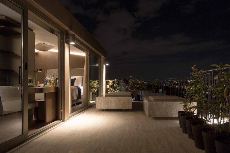 Noble22 Suites