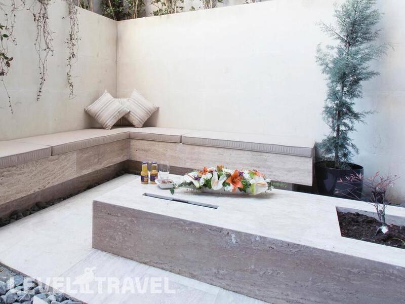 Фотография Noble22 Suites Фотография Noble22 Suites