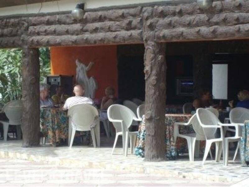 Фотография Holiday Beach Club Hotel
