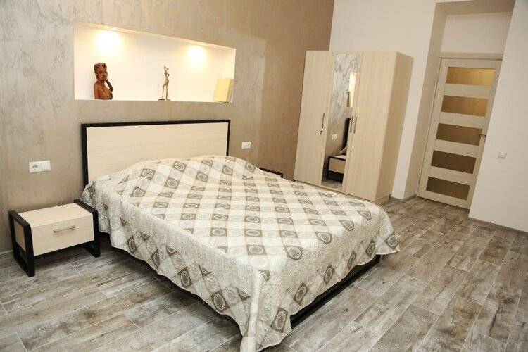 Апартаменты Площадь Республики